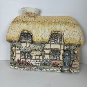 Samuel Lamont Vintage English Cottage Tea Cozy Thatched Roof Made in Ireland